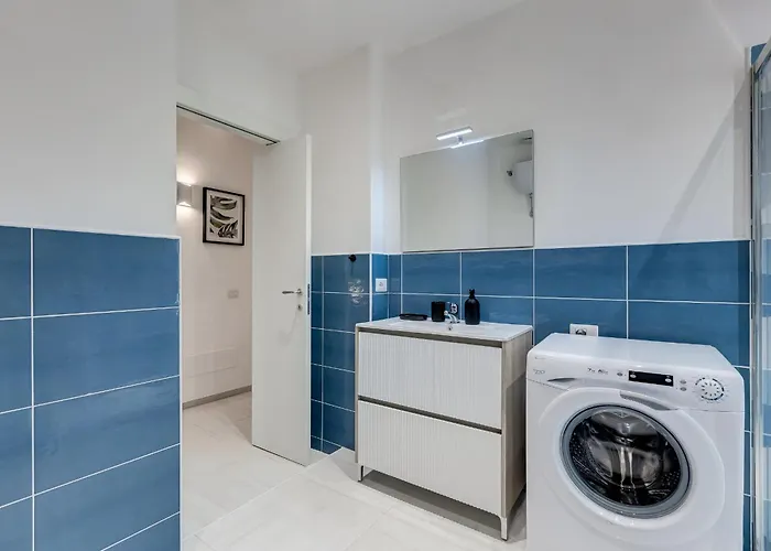 Bdc - Blue & Nrg Apartment Rom