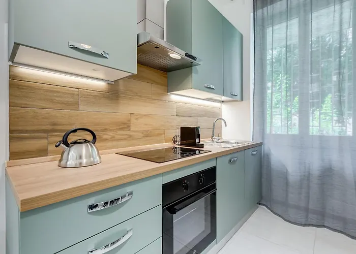 Bdc - Blue & Nrg Apartment Rom